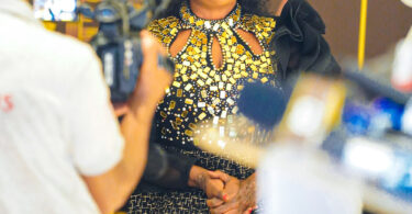 Rose Muhando – Mungu Kwetu (Uinuliwe Baba)