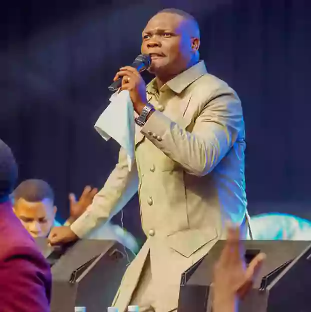 Boaz Danken – Yesu Mpenzi Mwaminifu (Official Audio Cover 2025)