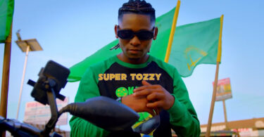 VIDEO Super Tozzy - CCM