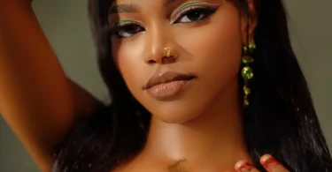 Yammi feat Mdogo Sajent - Sijafunzwa (Official audio cover 2025)