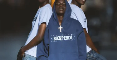 Shizo BeatzFt. Dogo Paten - SIKUPENDI Singeli Beat(Official Audio Cover 2025)