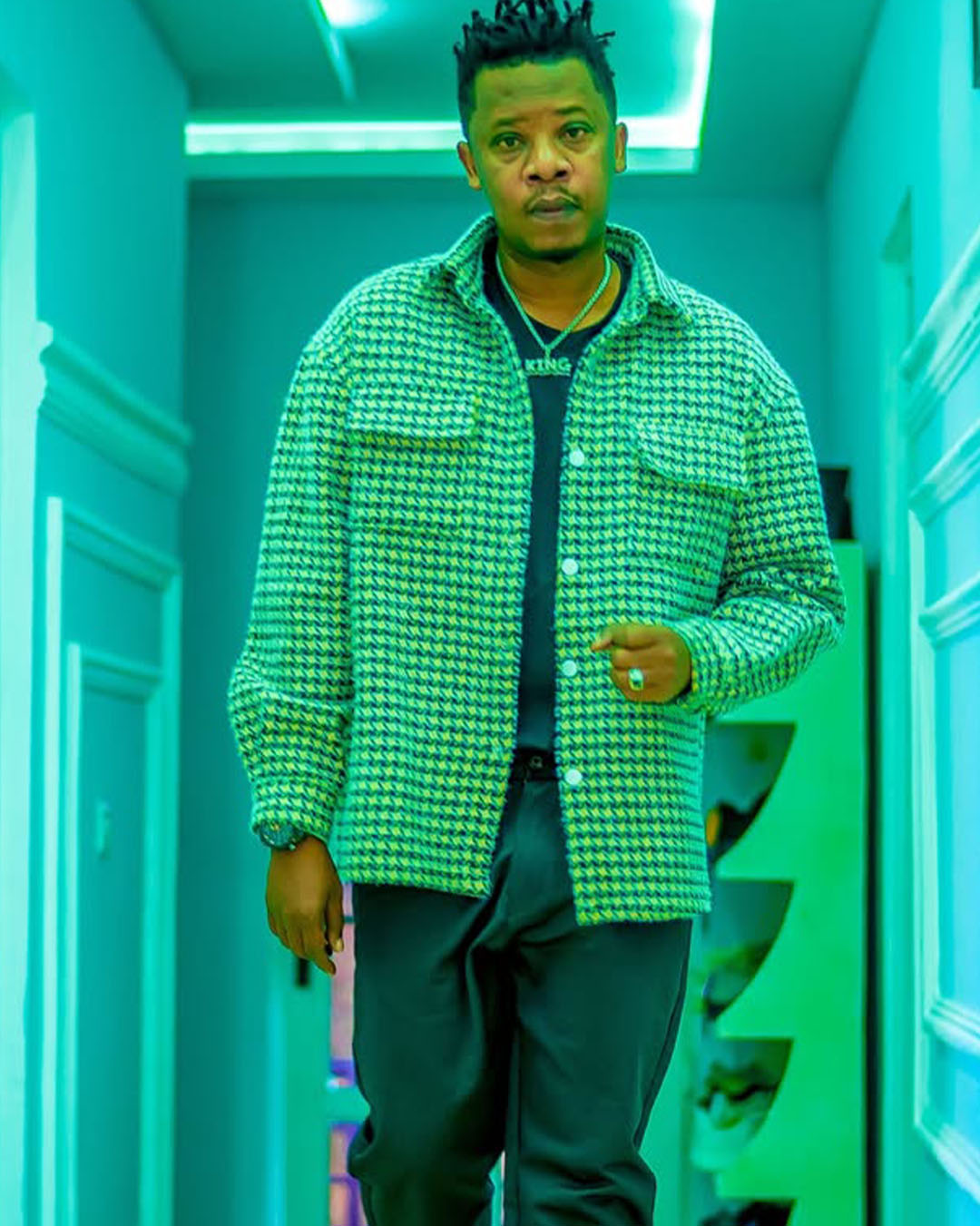 Chege Feat. Malaika - Uswazi Take Away (Official audio cover 2025)