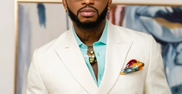 MASTAA MAARUFU DUNIANI WALIOZALIWA LEO TAREHE 2 MWEZI 10