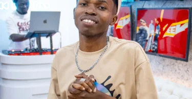 Tophernizer Ft. K Pizo – Wakubisha (Official Audio Cover 2025)