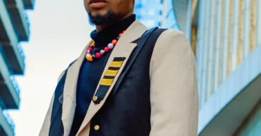 Lukamba – Baki nyumbani (Official Audio Cover 2025)