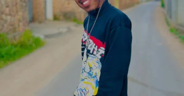 Simba Evara Ft. Udede – Mpya (Official Audio Cover 2025)