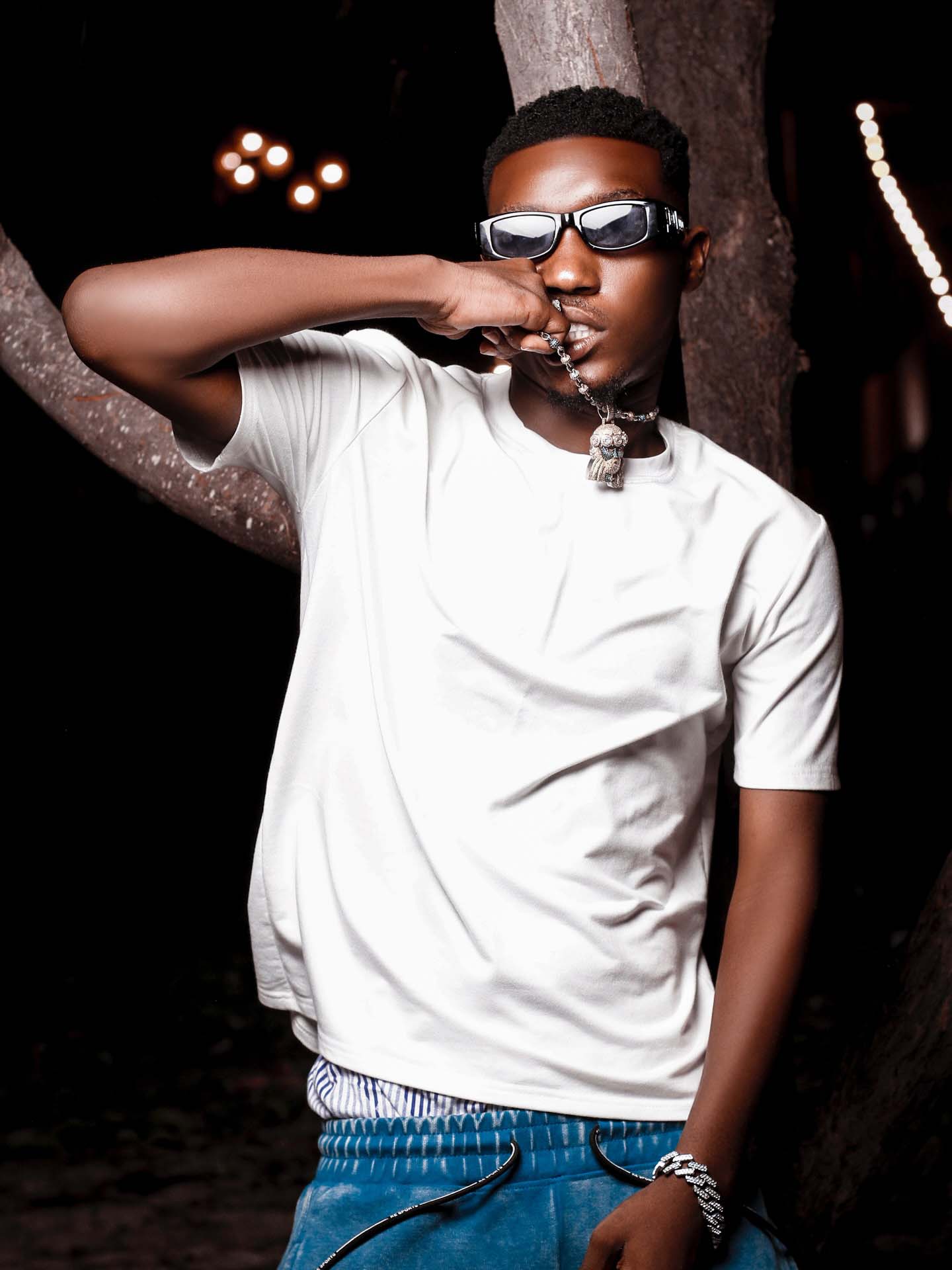 Fammi Africa - Mwaka huu (Official Audio Cover)