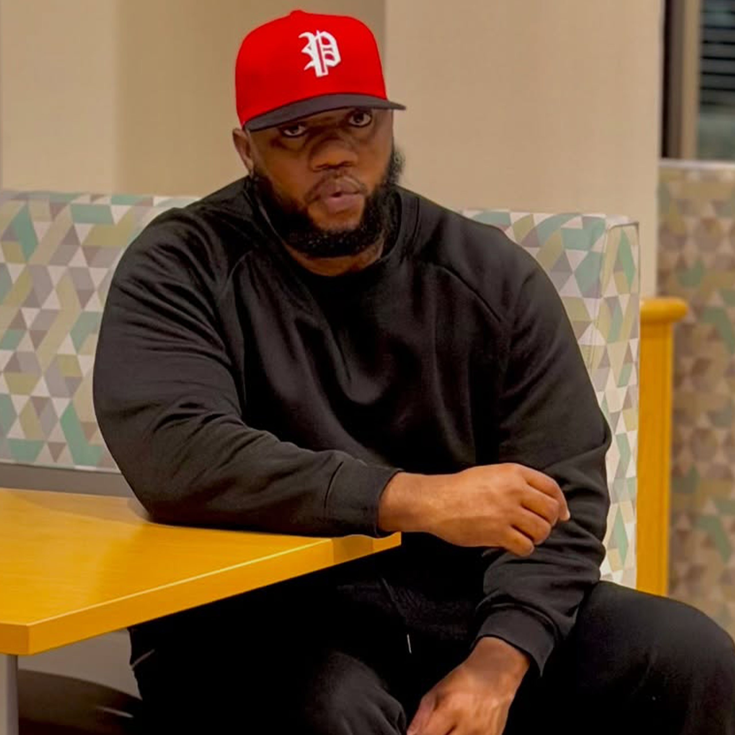 Izzo Bizness – TUSIJISAHAU (Official Audio Cover 2025)