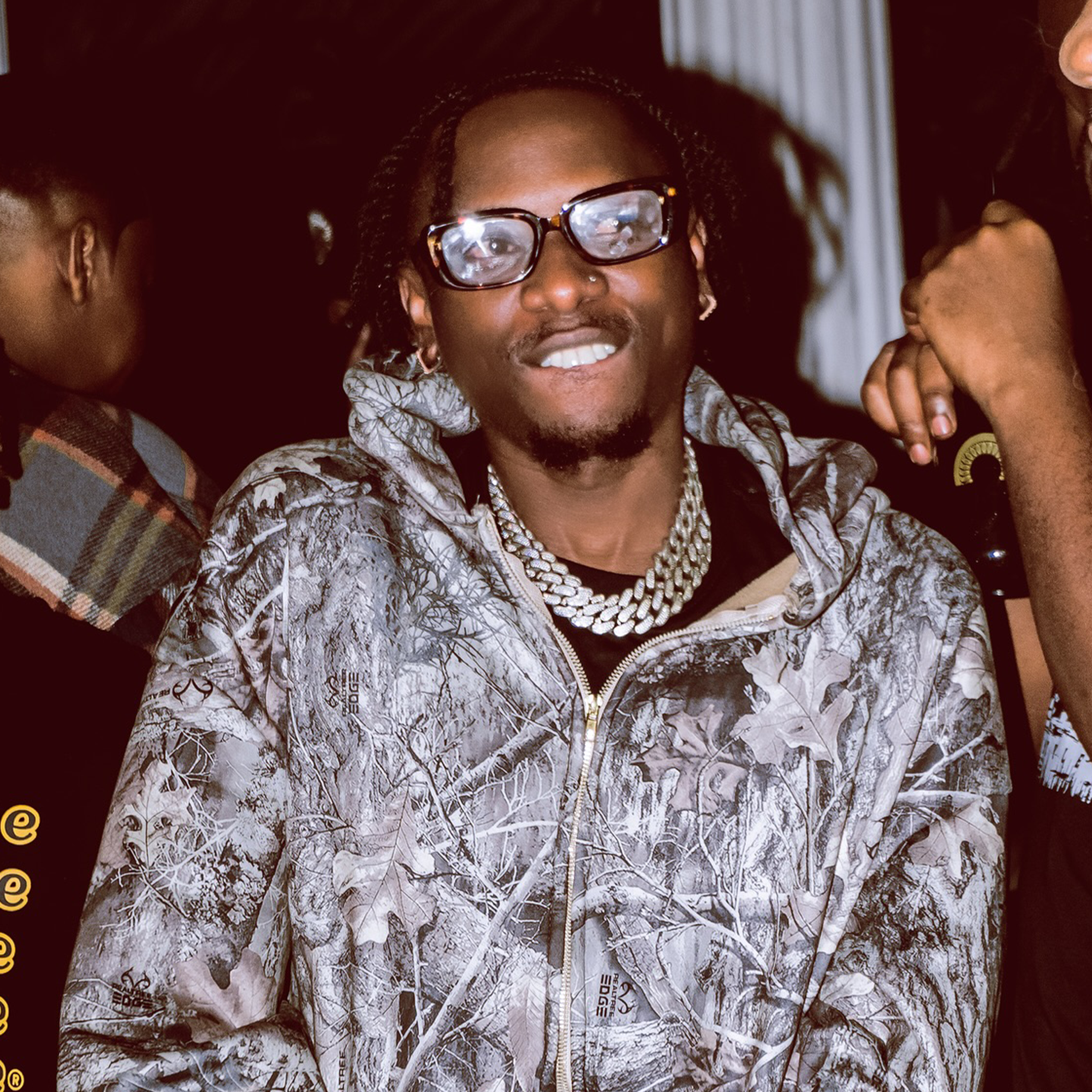 Romario & Country Wizzy – Utaniweza (Official Audio Cover 2025)