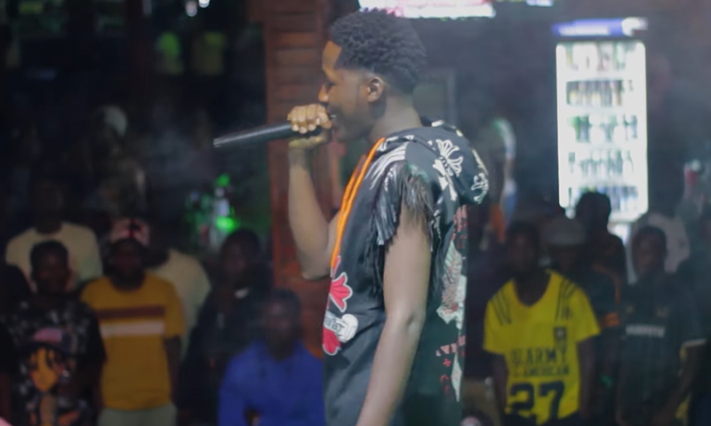 Badizo Mc - Show Live QB Sports Lounge