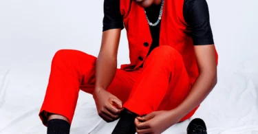 Raydiance Tz Ft. Msomali – Mtu kazi Mtu Mapenzi (Official Audio Cover 2026)