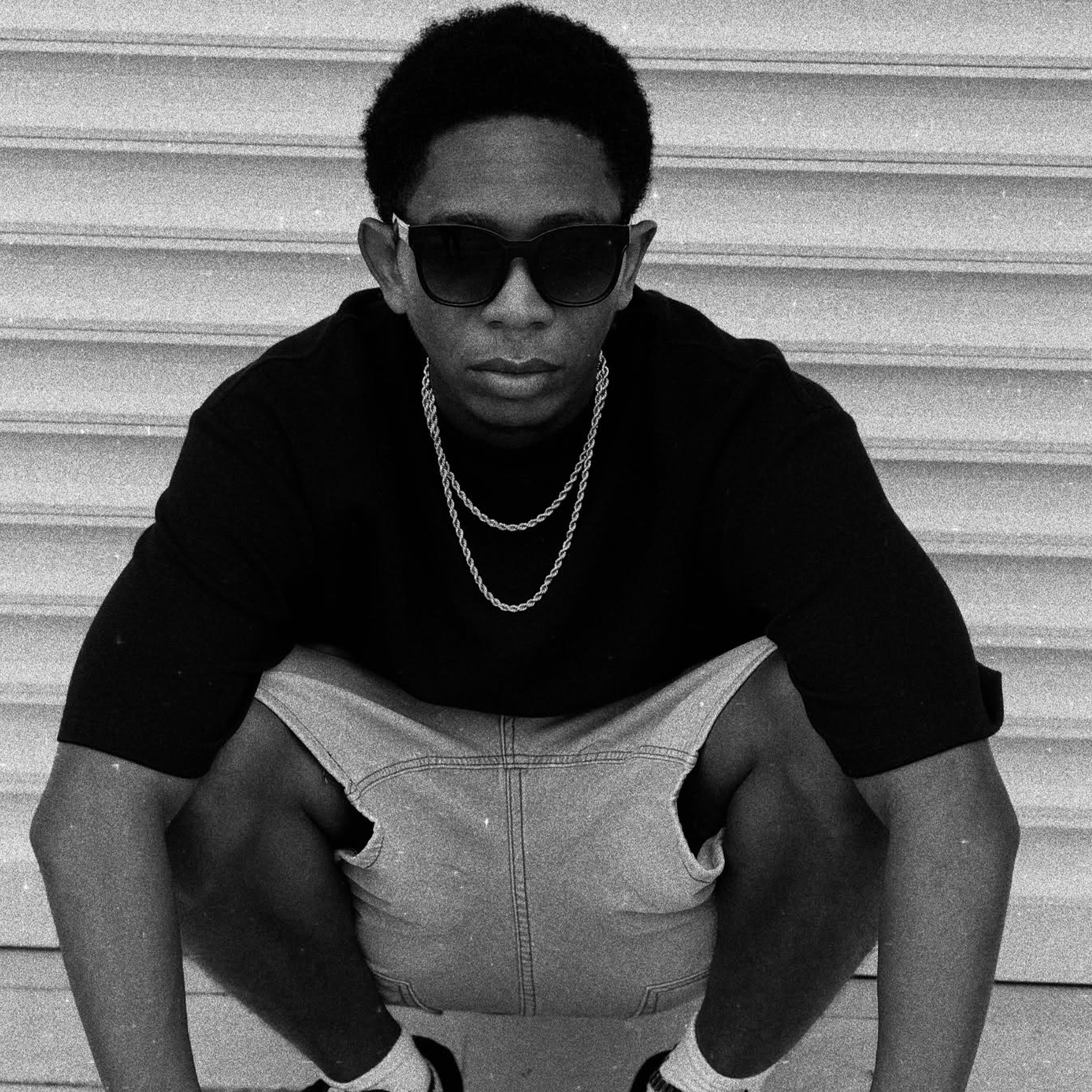 Dicazzi Ft. Mc Mboneke – Usikue (Official Audio Cover 2026)