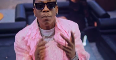 Dogo Dee – New King (Official Audio Cover 20926)