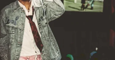 Dogo Elisha Ft Mczo – Mambo Leo (Official Audio Cover 2026)