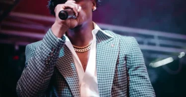 Don Breezy Ft. Msomali Vitamin – Unanichoresha (Official Audio Cover 2026)