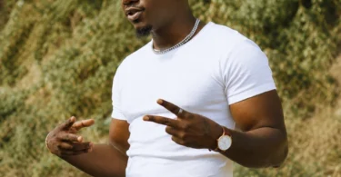LOUI – Fine Girl (Official Audio Cover 2026)