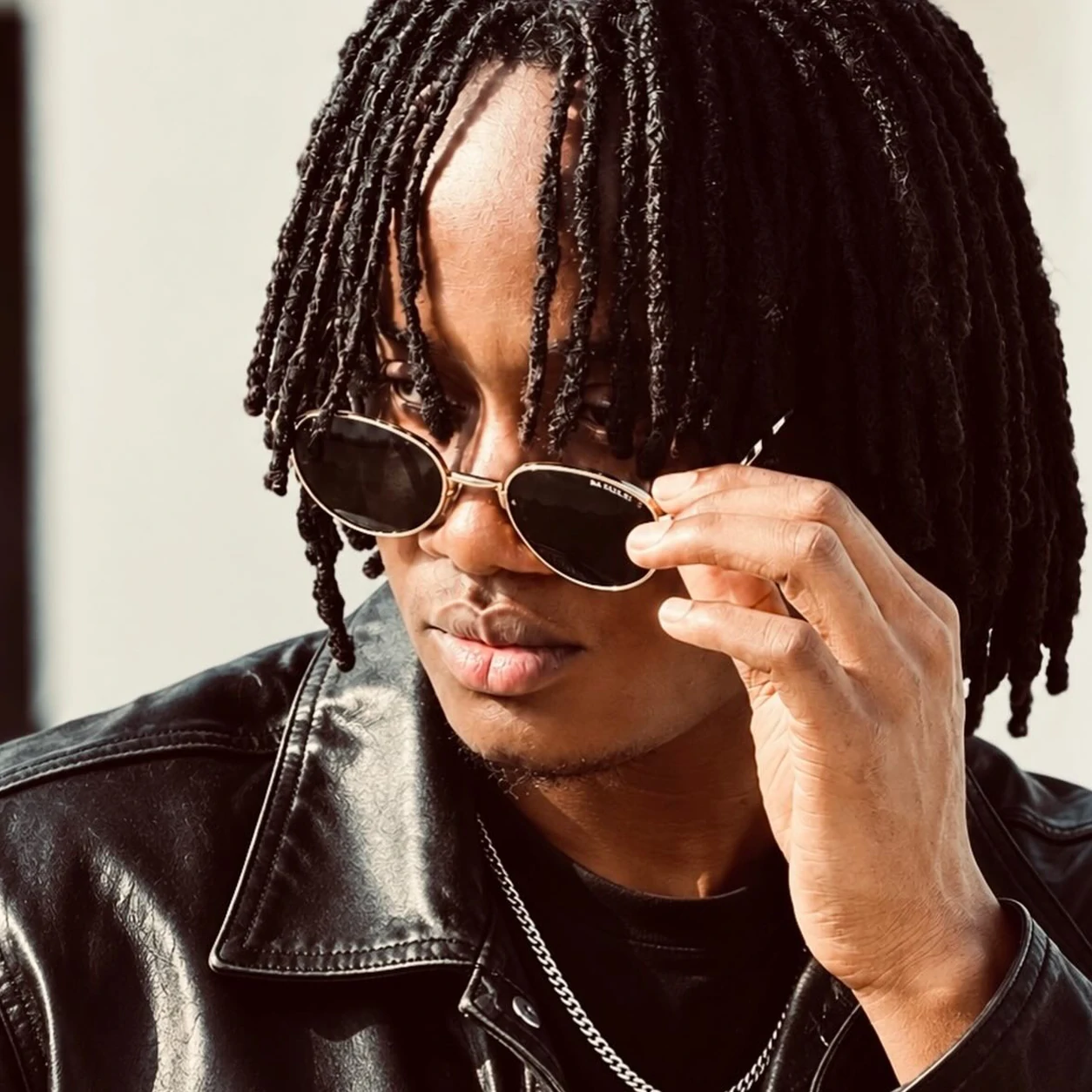 Micky Singer Ft. Ndaro – Muziki (Official AudioCover 2026)